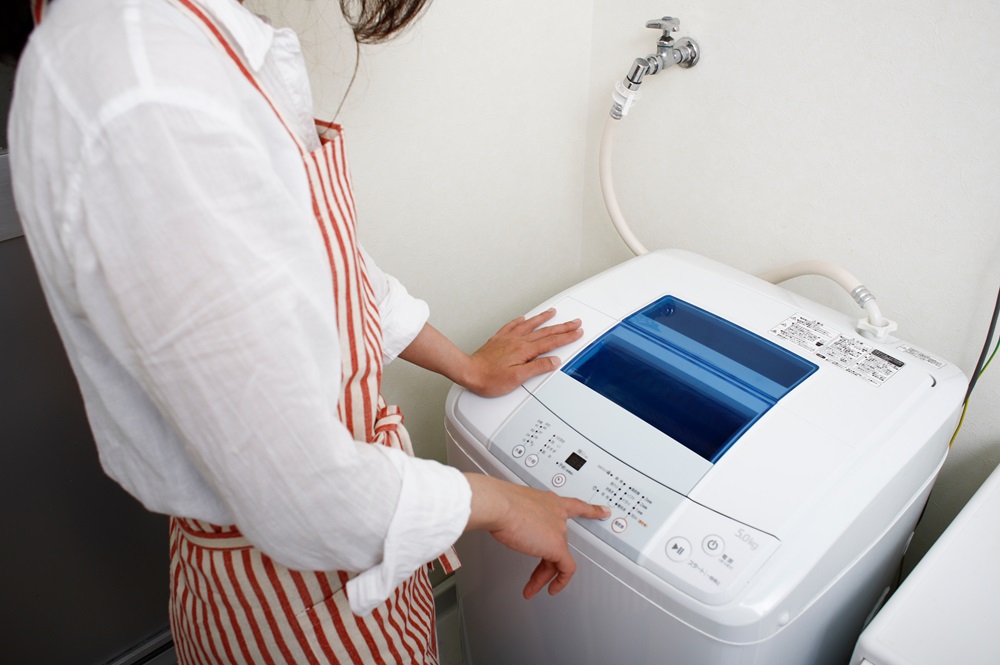 洗濯機の振動防止はゴムマットが手軽！騒音トラブルを避ける工夫も紹介