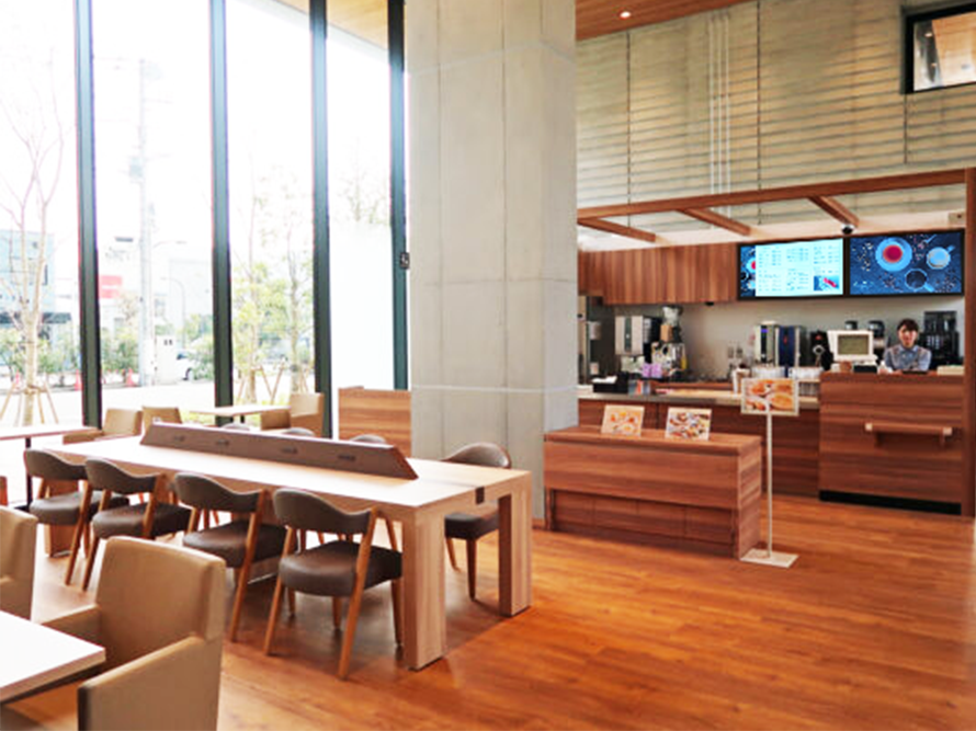 カフェ　店内