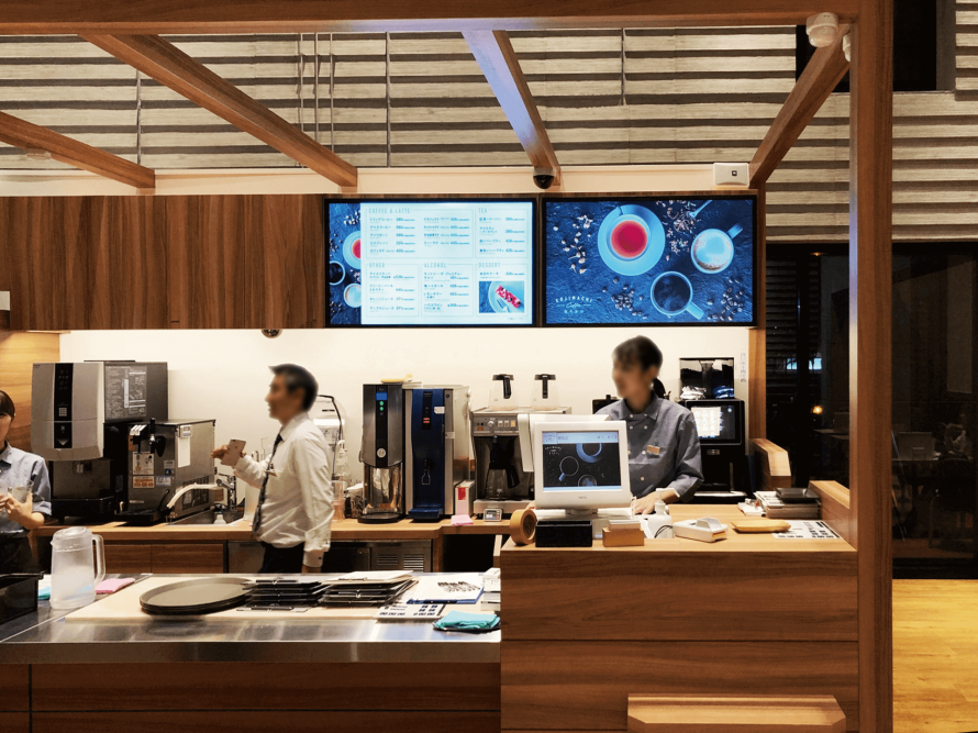 カフェ　店内