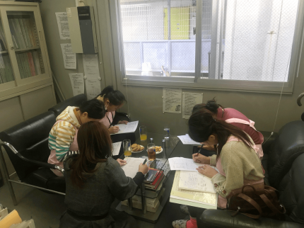 7 日本語を学ぶキルギスから来た学生