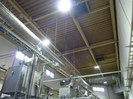 メーカー工場 工場内 LED照明 設置写真